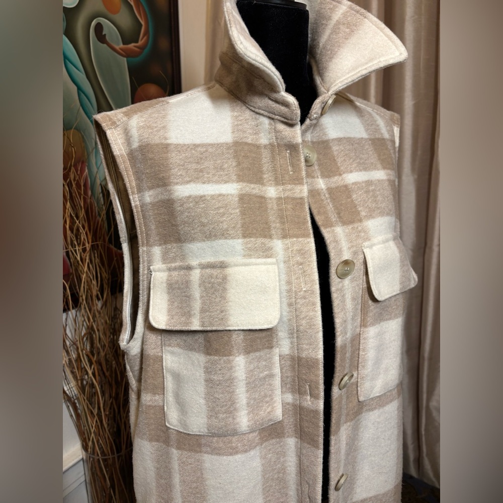 NWT - H&M Long Plaid Vest Beige Cream , Poly Sz Small Oversized - Picture 4 of 8